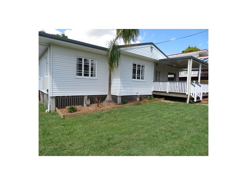 3 Ruskin Street, Eastern Heights QLD 4305