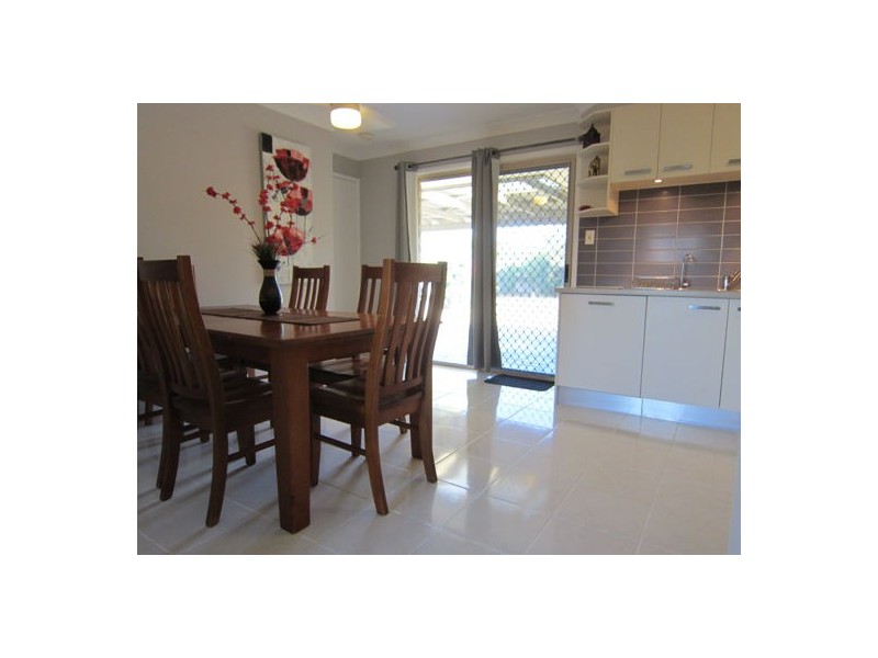 122 Equestrian Drive, Yamanto QLD 4305