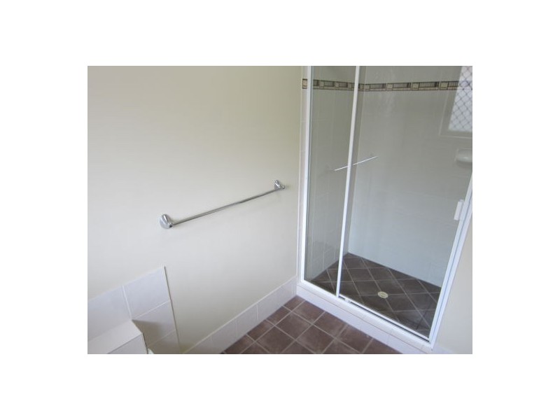 138 Edwards Street, Raceview QLD 4305