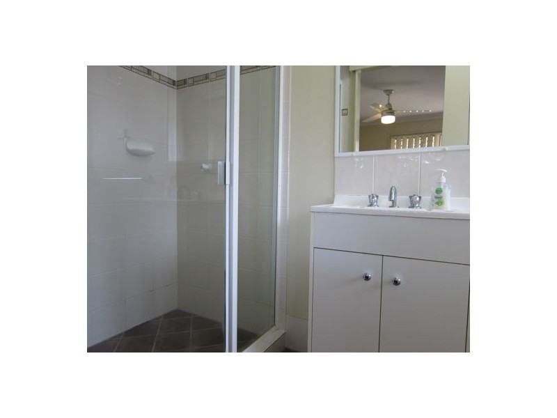 138 Edwards Street, Raceview QLD 4305