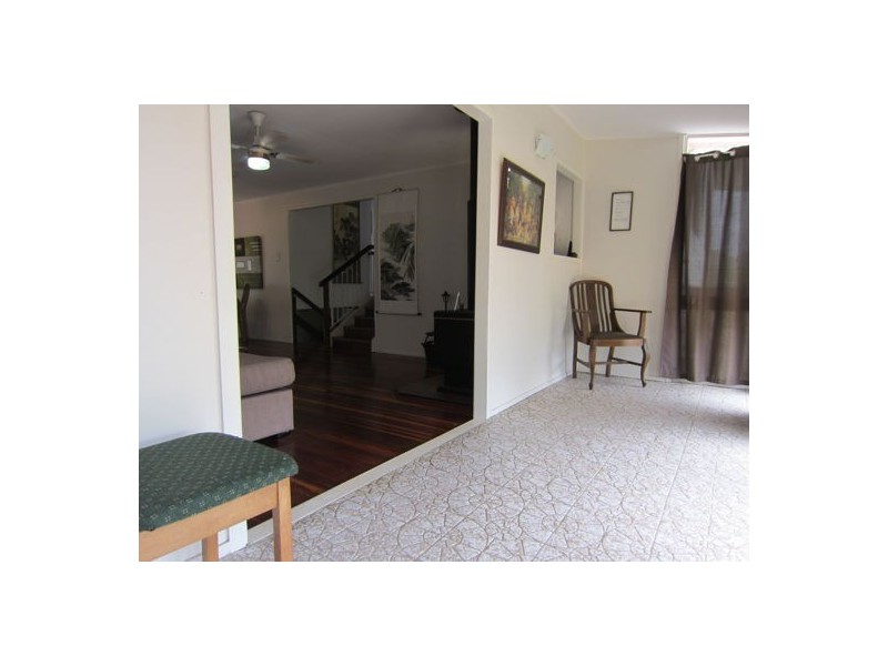 5 Bellhaven Drive, Bundamba QLD 4304