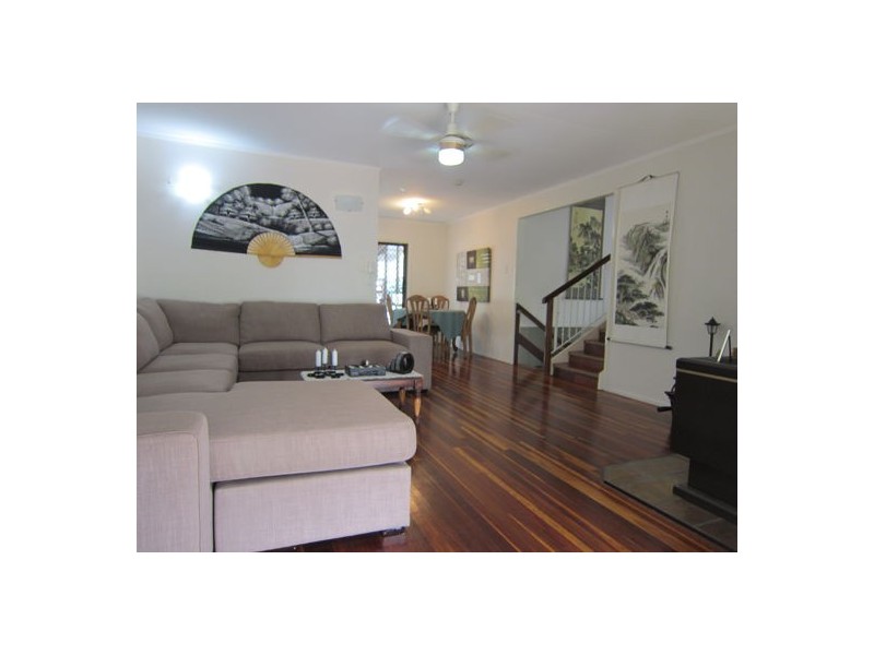 5 Bellhaven Drive, Bundamba QLD 4304