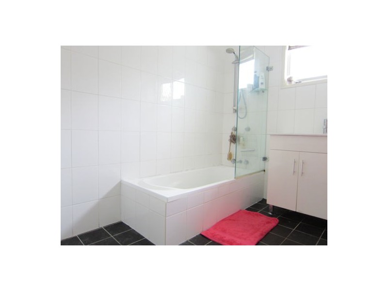 5 Bellhaven Drive, Bundamba QLD 4304