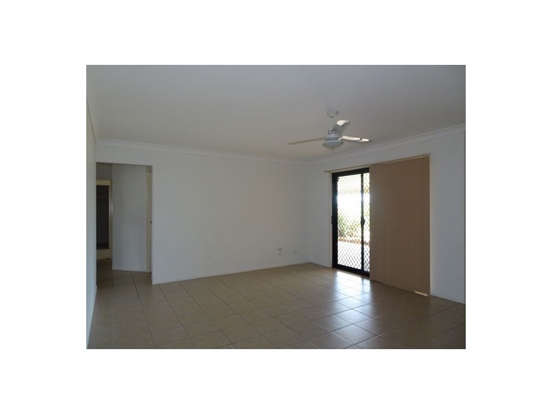 4 Overton Place, Fernvale QLD 4306