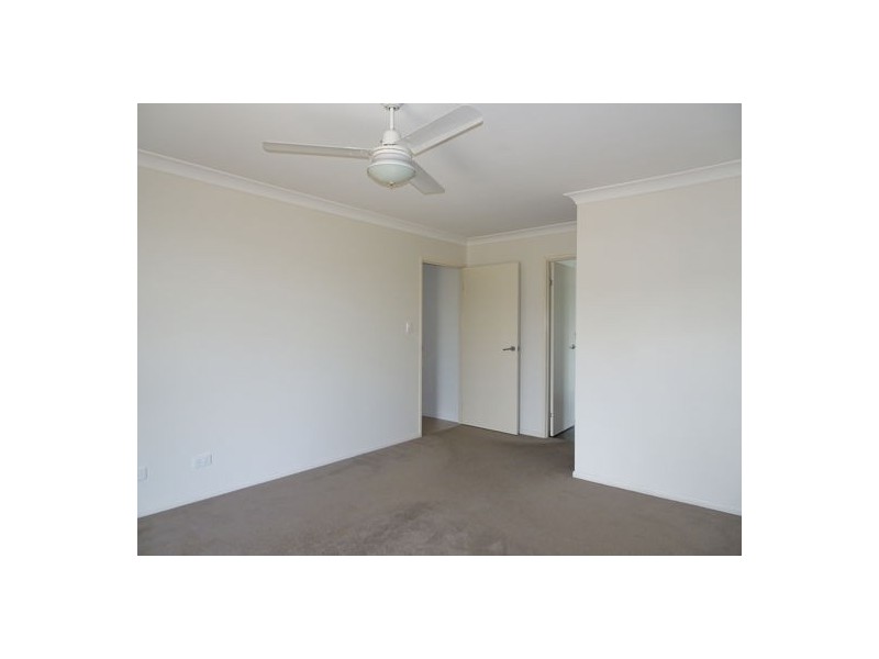 4 Overton Place, Fernvale QLD 4306