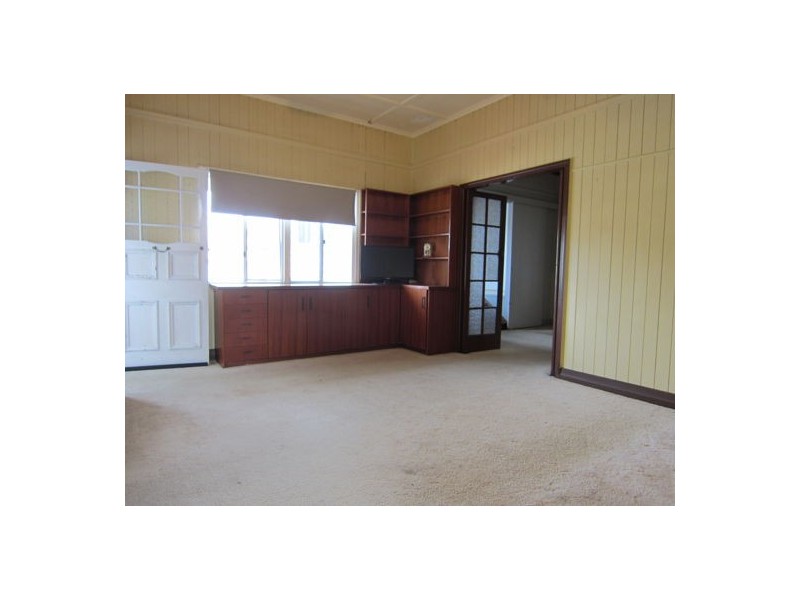 53 Cothill Road, Silkstone QLD 4304