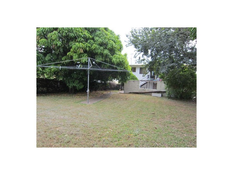 8 Bryant Street, Bundamba QLD 4304