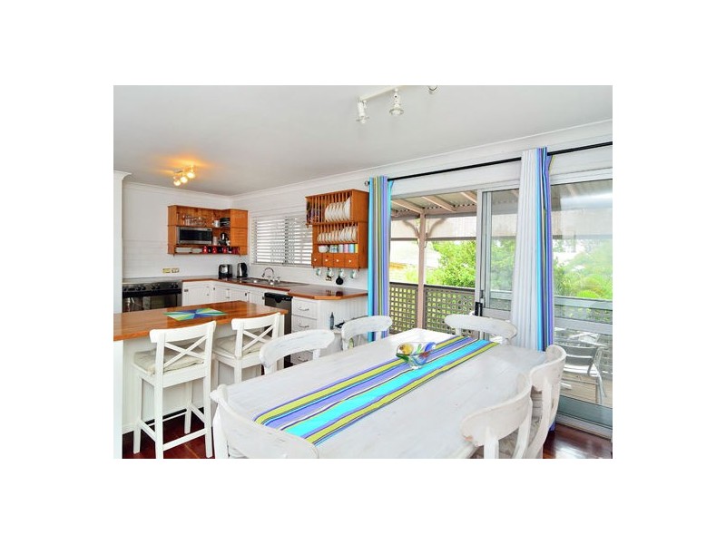 64 Chermside Road, Newtown QLD 4305