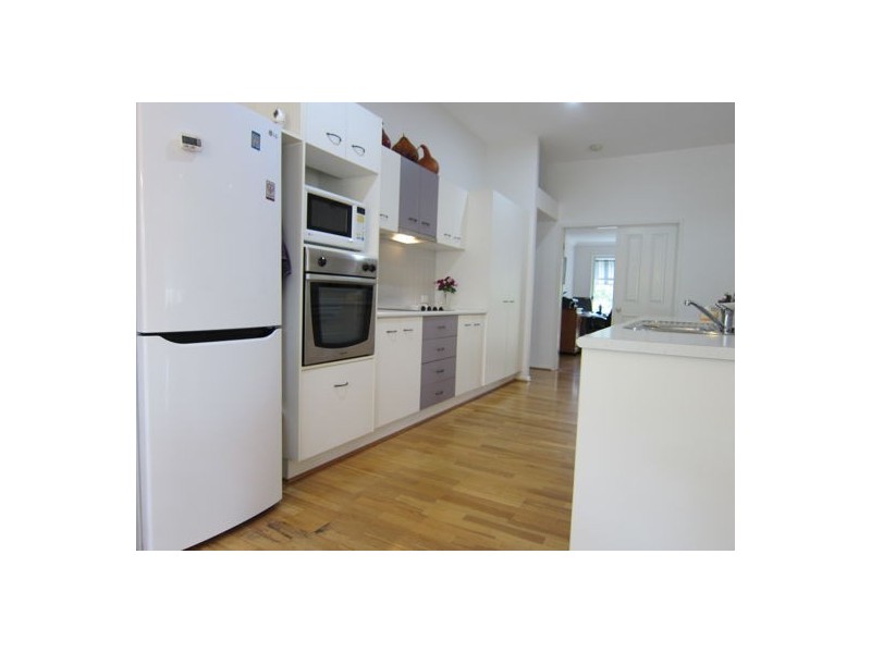 29 Emily Court, Walloon QLD 4306