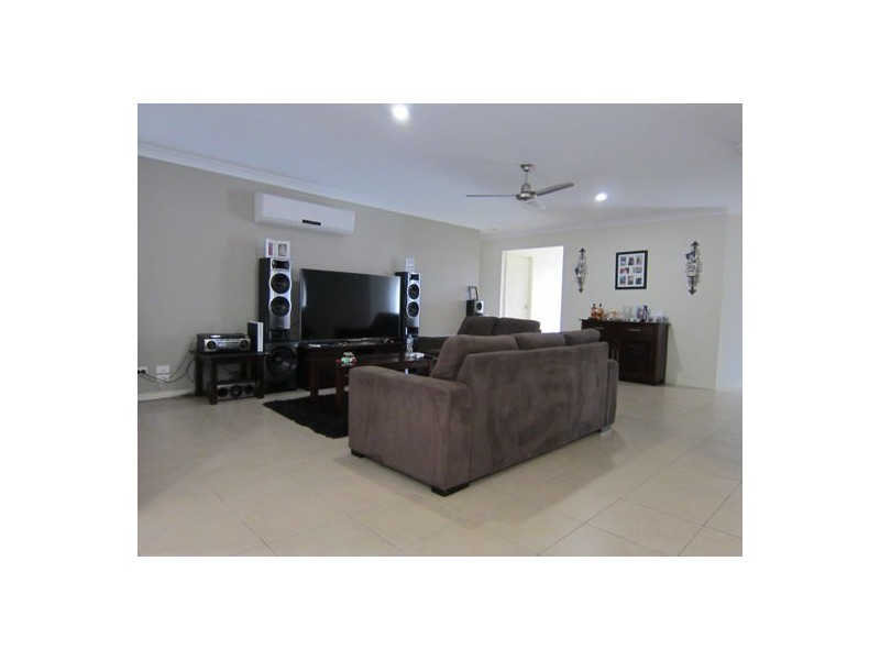 48 Baden Jones Way, North Booval QLD 4304