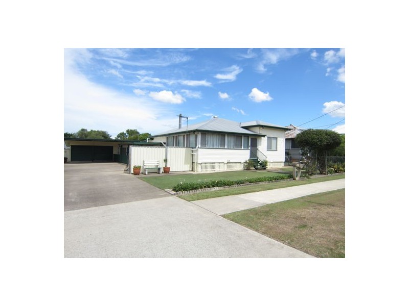 16 Woodford St, One Mile QLD 4305