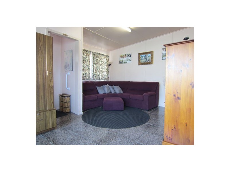 16 Woodford St, One Mile QLD 4305