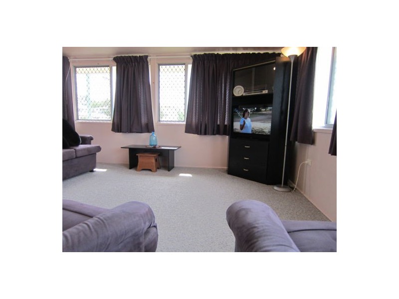 16 Woodford St, One Mile QLD 4305