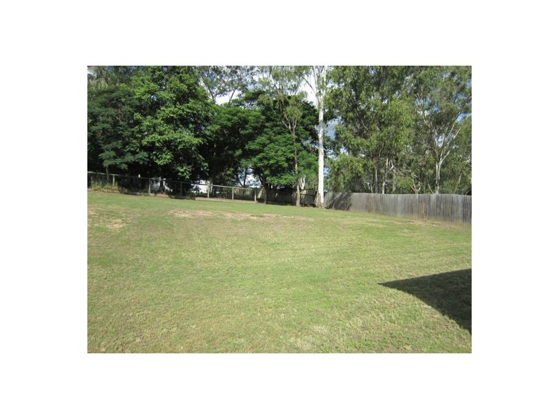 24 Lagoona Court, Churchill QLD 4305