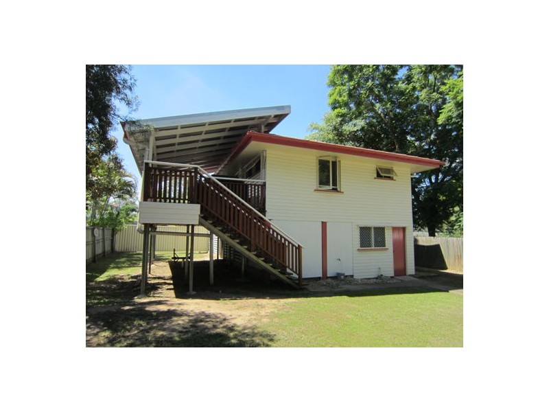 2 Felette Street, Leichhardt QLD 4305