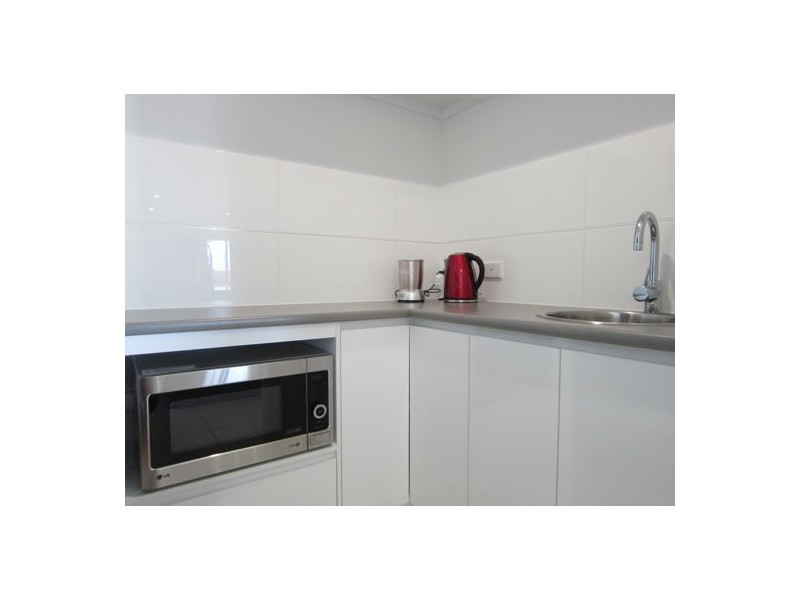 8 Aden Place, Deebing Heights QLD 4306