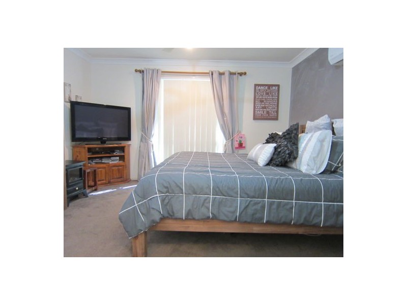 21 Dannika Way, Deebing Heights QLD 4306