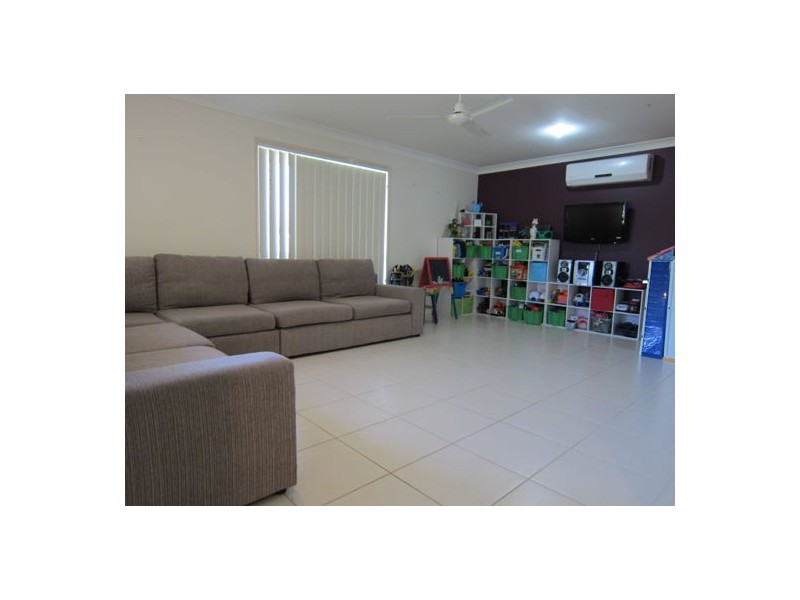 21 Dannika Way, Deebing Heights QLD 4306