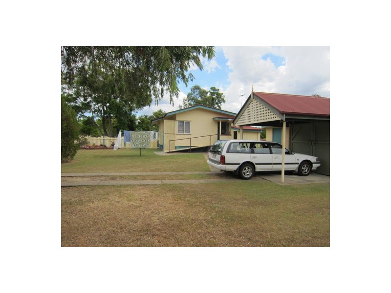 24 Baillieston Street, Leichhardt QLD 4305