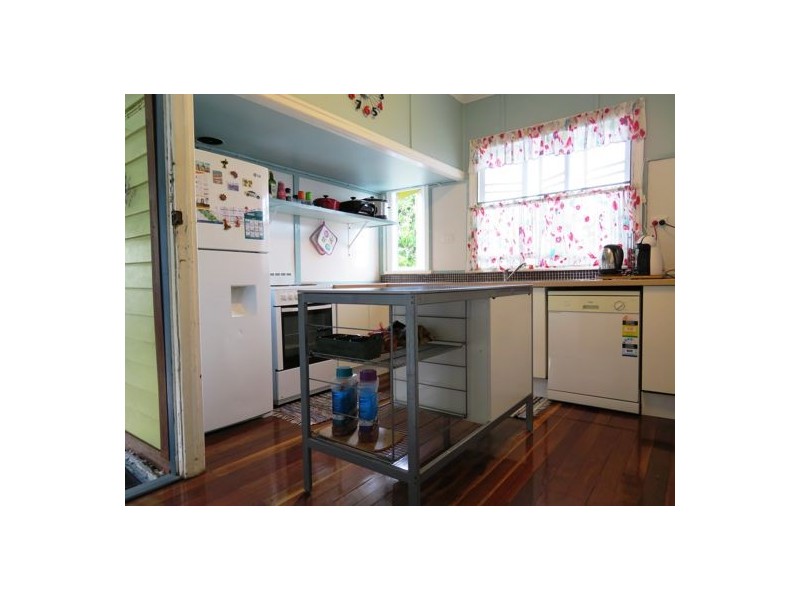 47 Cole Street, Silkstone QLD 4304