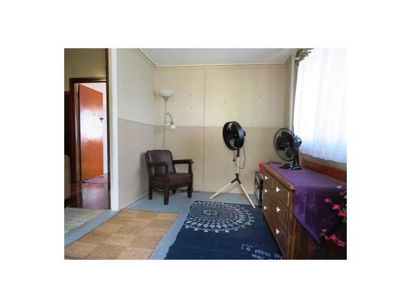 47 Cole Street, Silkstone QLD 4304