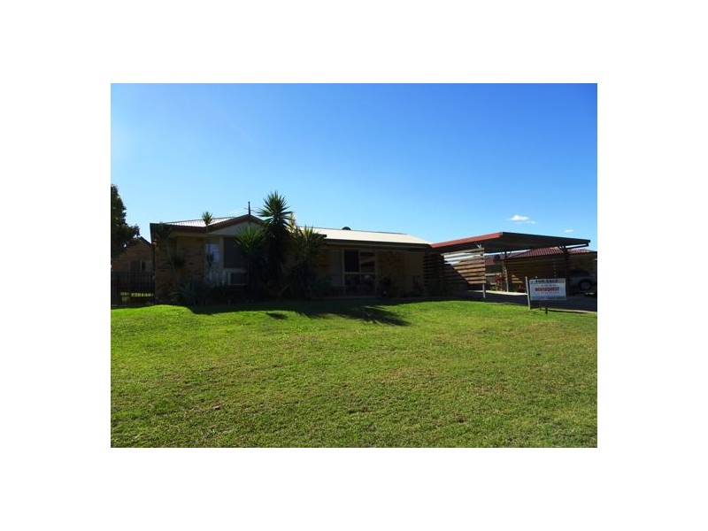 37 Sealy Street, Silkstone QLD 4304