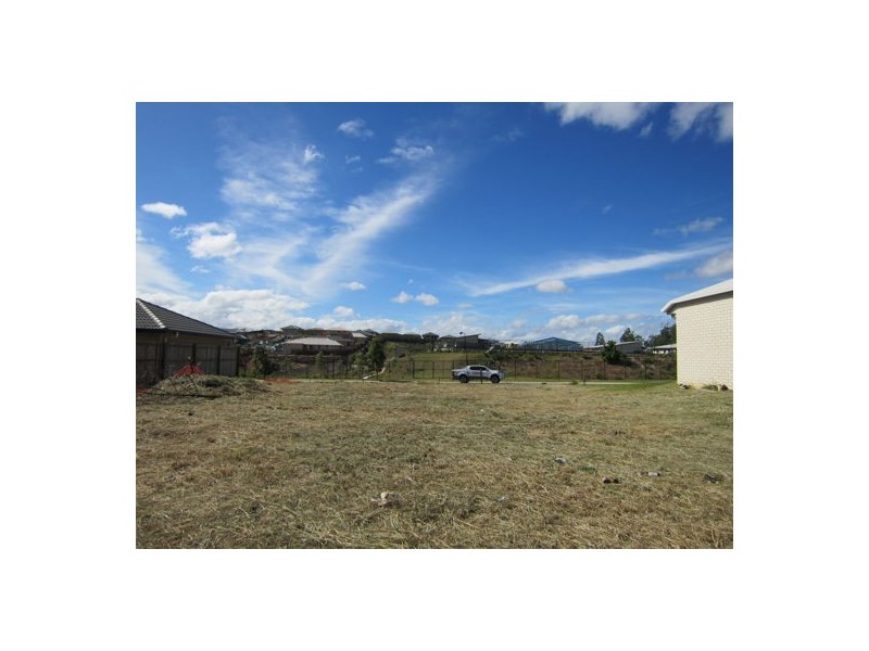 24 Bottlebrush Drive, Deebing Heights QLD 4306