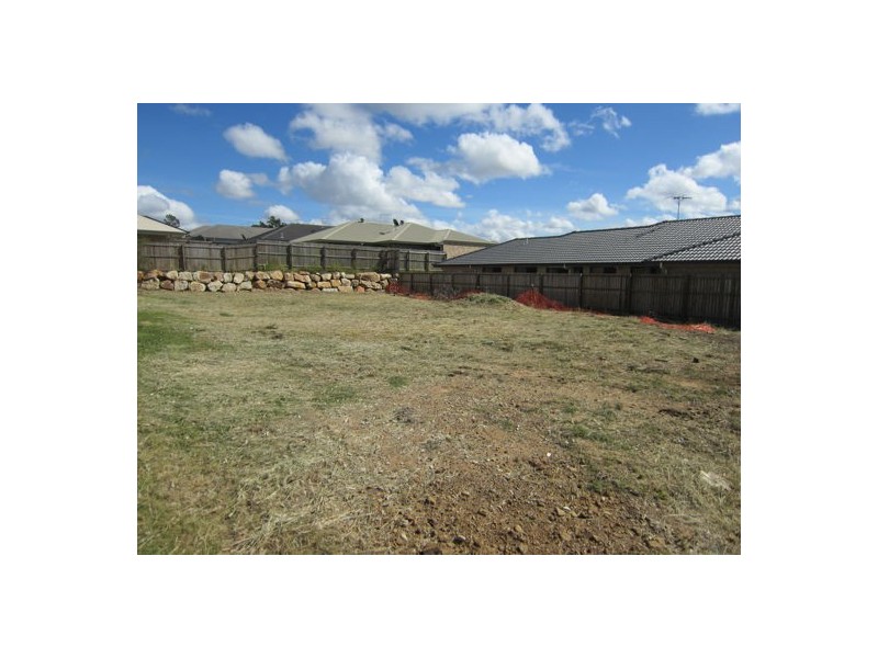 24 Bottlebrush Drive, Deebing Heights QLD 4306