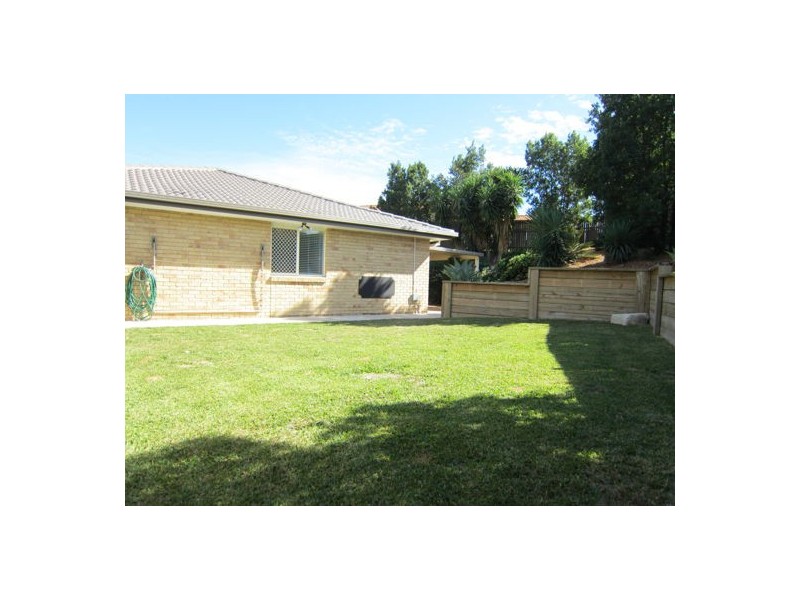 1 Banbury Close, Bundamba QLD 4304