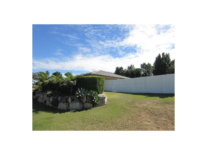 1 Banbury Close, Bundamba QLD 4304