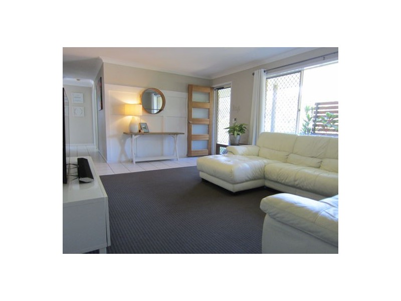 1 Banbury Close, Bundamba QLD 4304