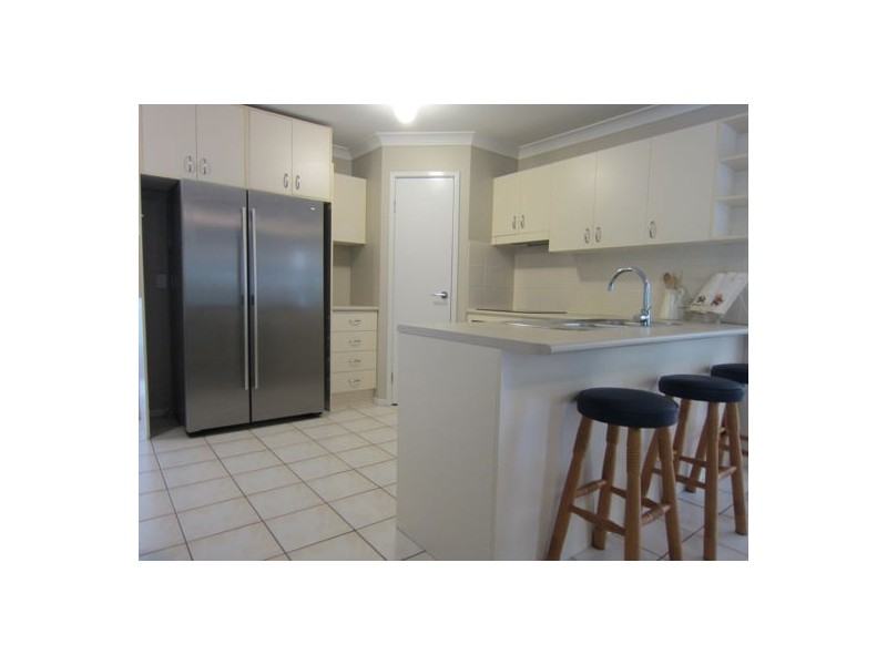 1 Banbury Close, Bundamba QLD 4304