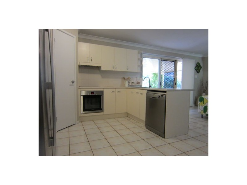 1 Banbury Close, Bundamba QLD 4304