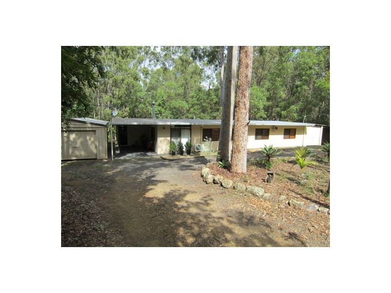 129 Velvet Street, Pine Mountain QLD 4306