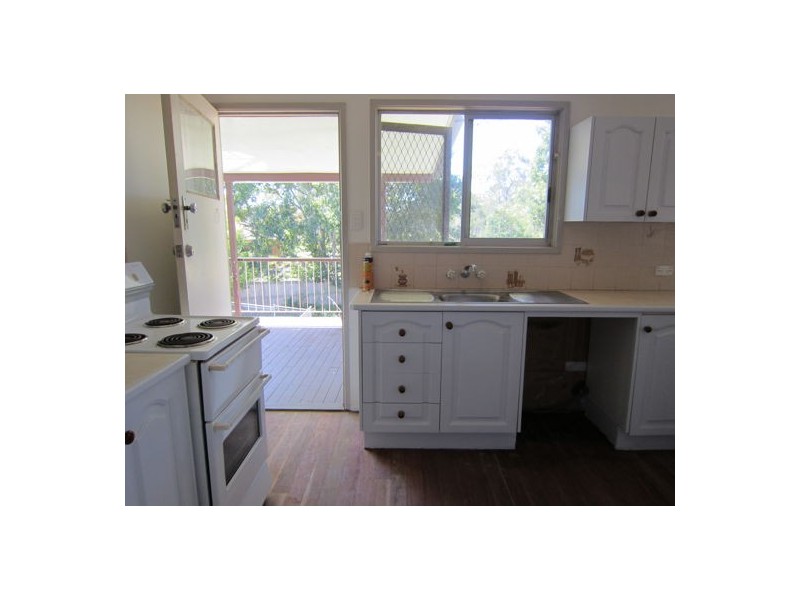 41 Prunda Parade, Raceview QLD 4305