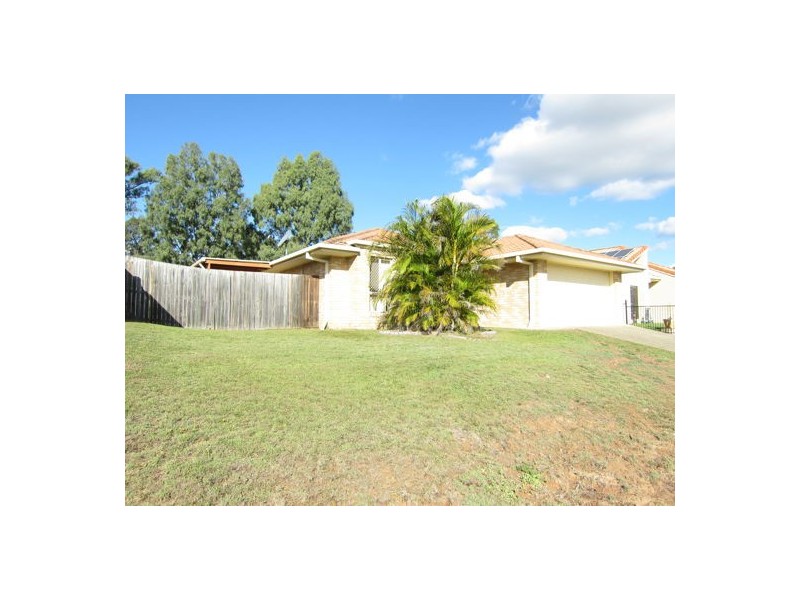 18 Kathleen Place, Yamanto QLD 4305