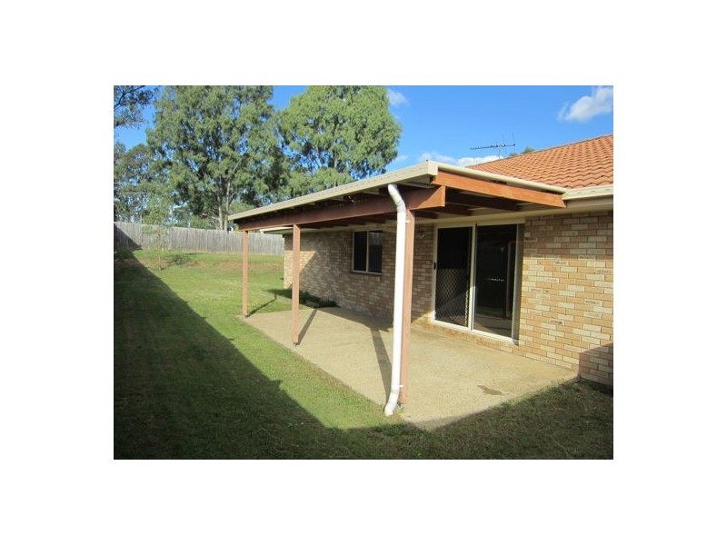 18 Kathleen Place, Yamanto QLD 4305