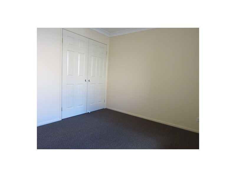 18 Kathleen Place, Yamanto QLD 4305