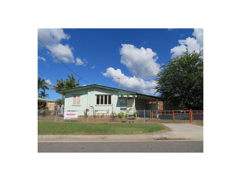 1 Warrawong Street, Eastern Heights QLD 4305