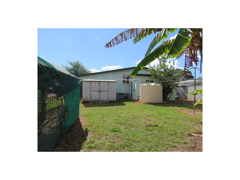 1 Warrawong Street, Eastern Heights QLD 4305