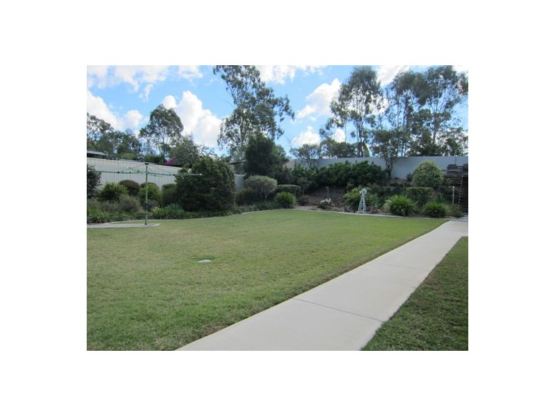 51 Lakeview Drive, Deebing Heights QLD 4306