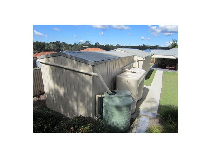 51 Lakeview Drive, Deebing Heights QLD 4306