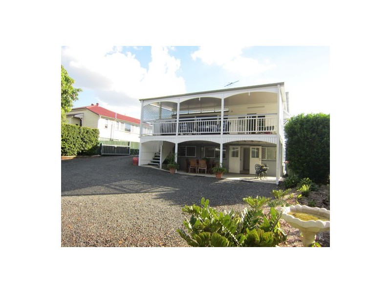 35 North Station Road, North Booval QLD 4304