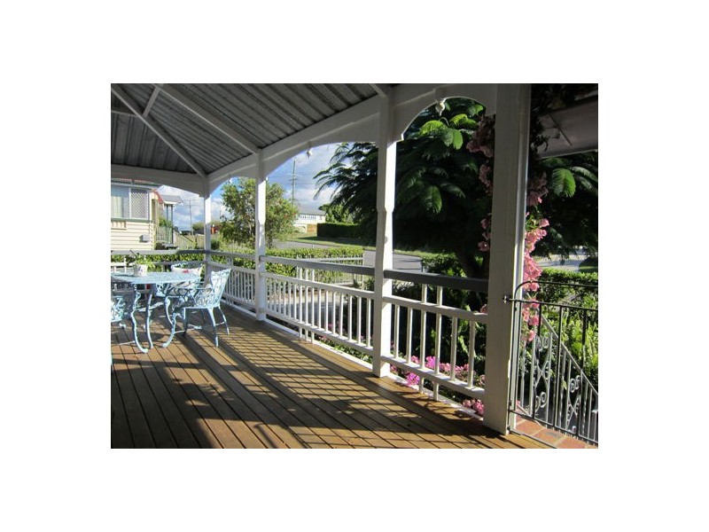 35 North Station Road, North Booval QLD 4304