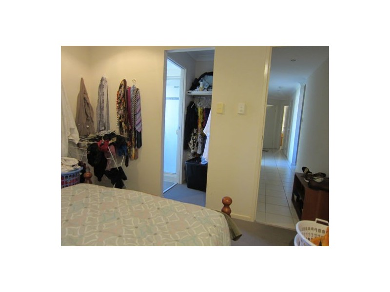 2 Acacia Close, Raceview QLD 4305