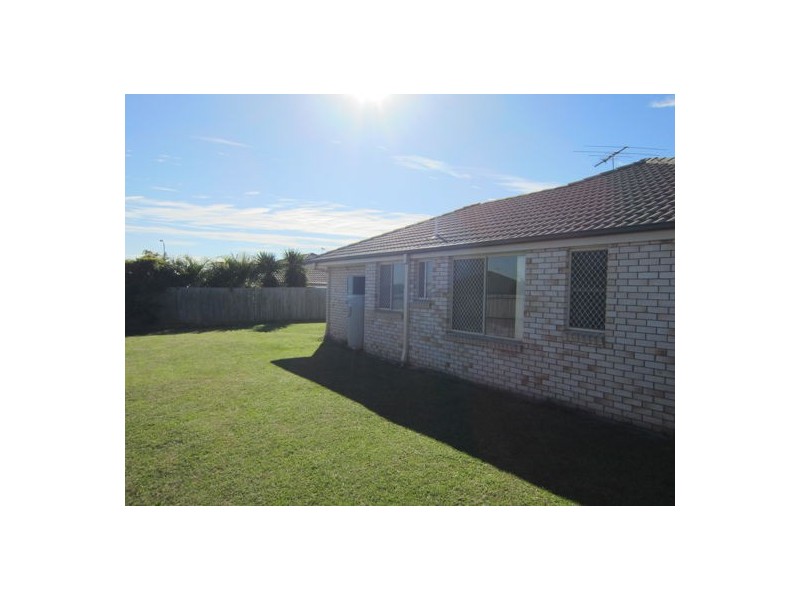 2 Acacia Close, Raceview QLD 4305