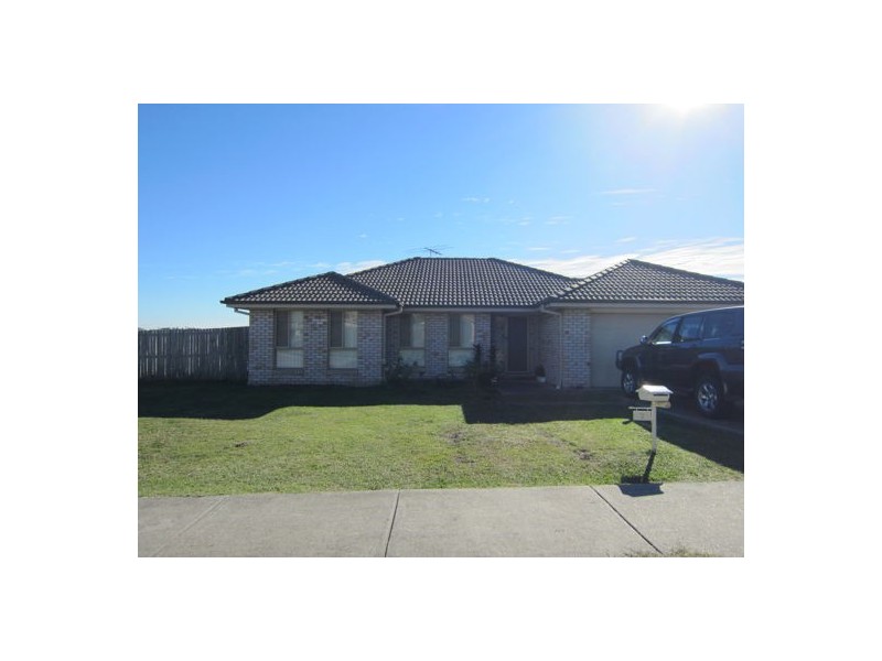 2 Acacia Close, Raceview QLD 4305
