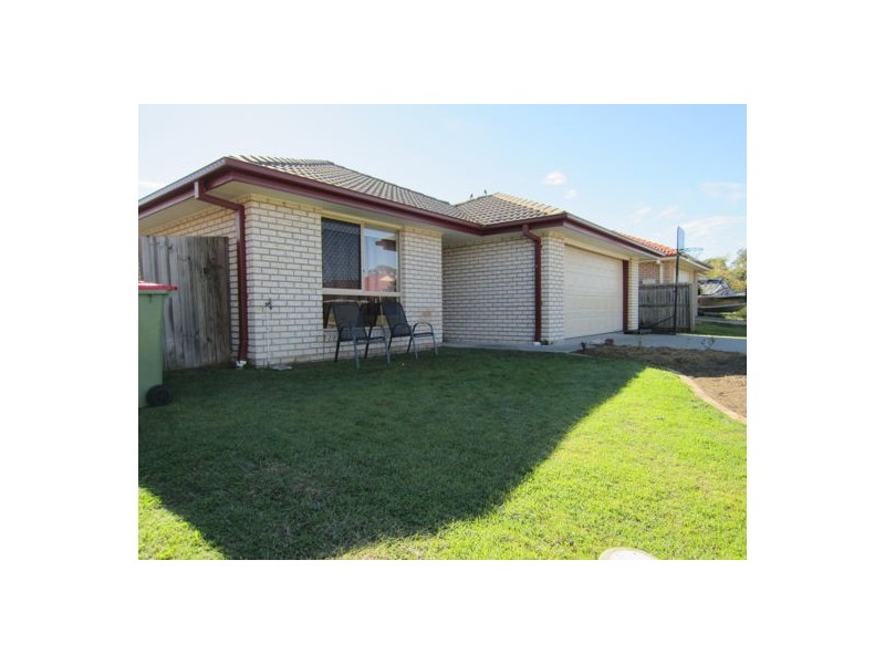 110 Anna Drive, Raceview QLD 4305