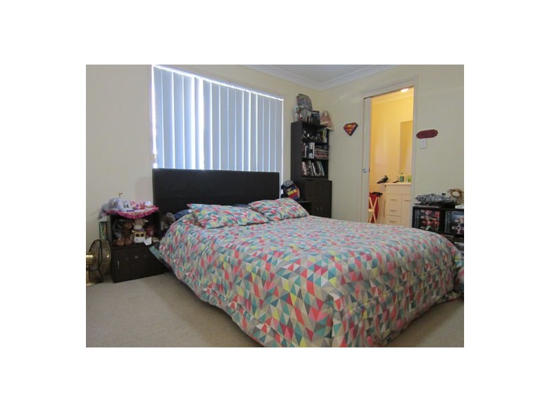 110 Anna Drive, Raceview QLD 4305