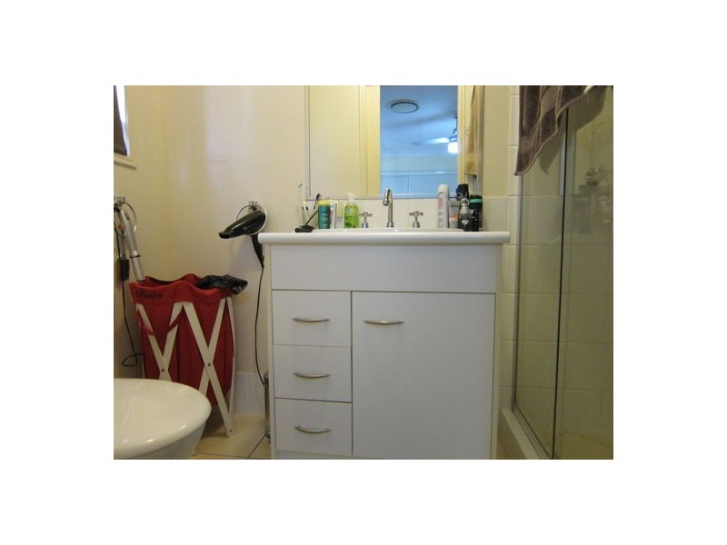 110 Anna Drive, Raceview QLD 4305